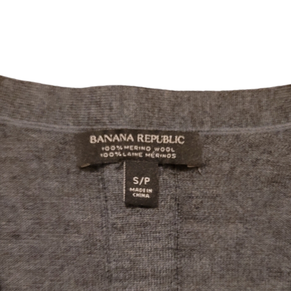 Banana Republic Washable Merino Wool Cozy Boyfriend Cardigan Sweater, Size S - Picture 5 of 7
